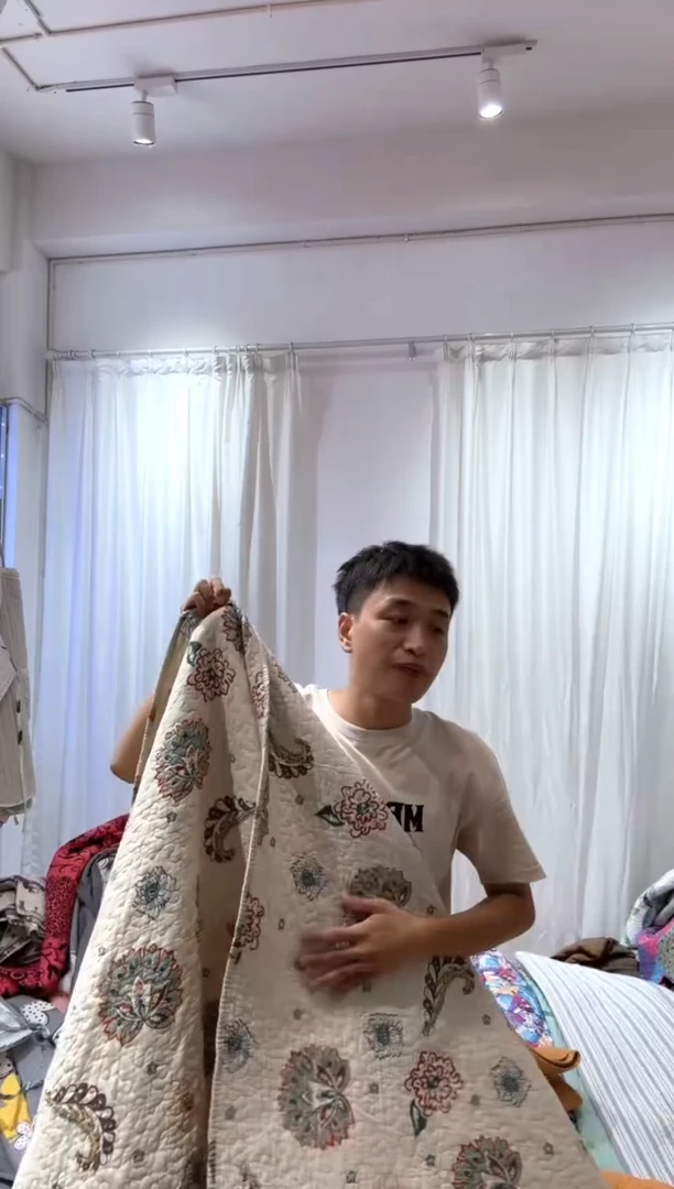 棉230*230纯棉床盖75号微瑕