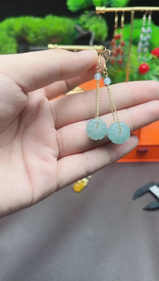 石英质玉（天山翠）银S925镶嵌耳饰721