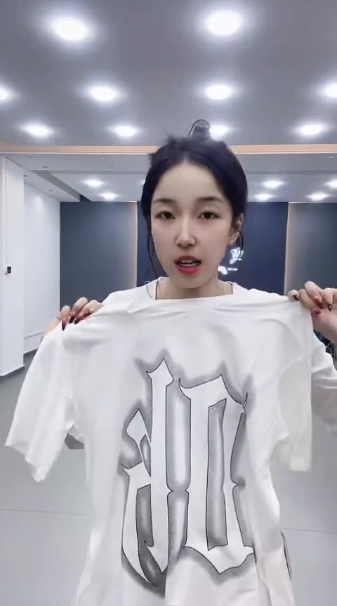 闪电购精品女装下午4