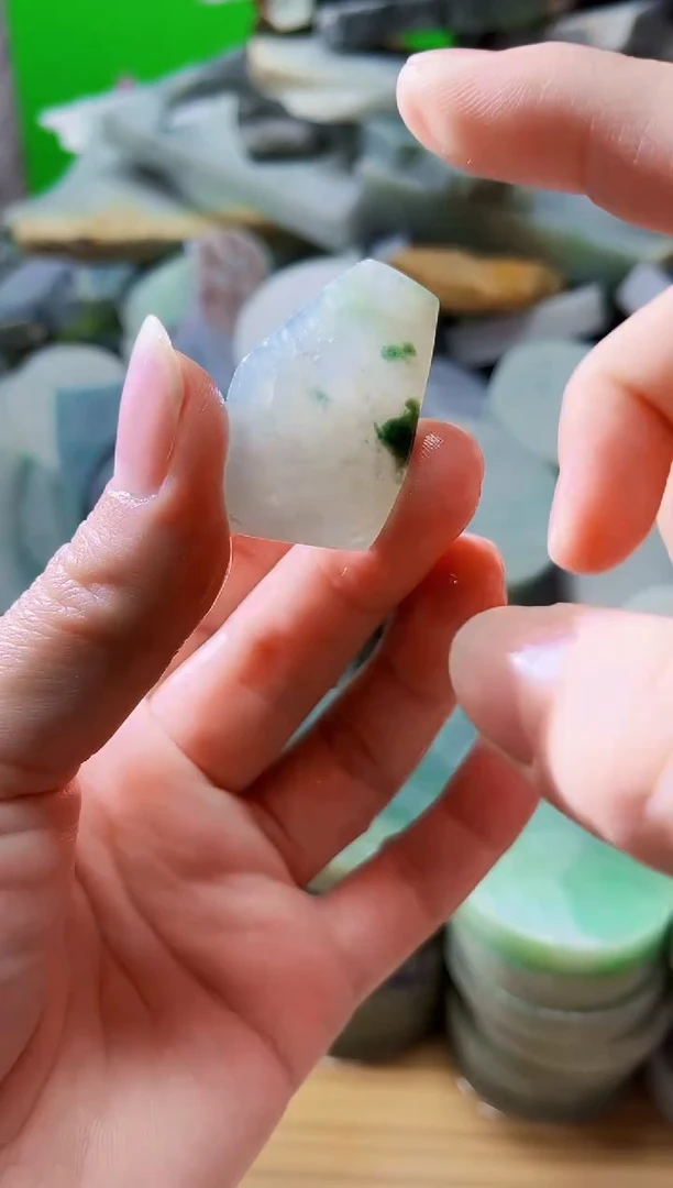 裸石翡翠天然翡翠A货古 南 744