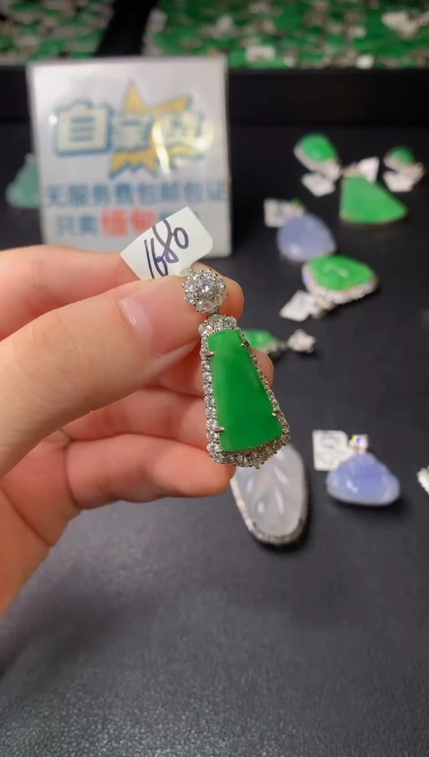 颈饰银S925镶嵌翡翠翡翠