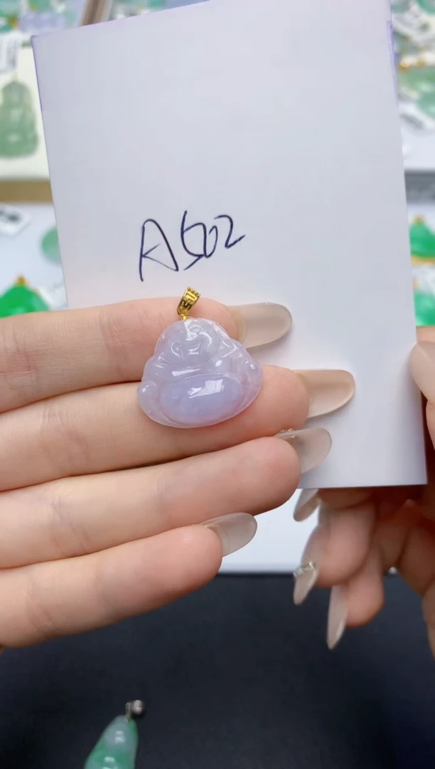 翡翠未镶嵌颈饰天然缅甸A货翡翠