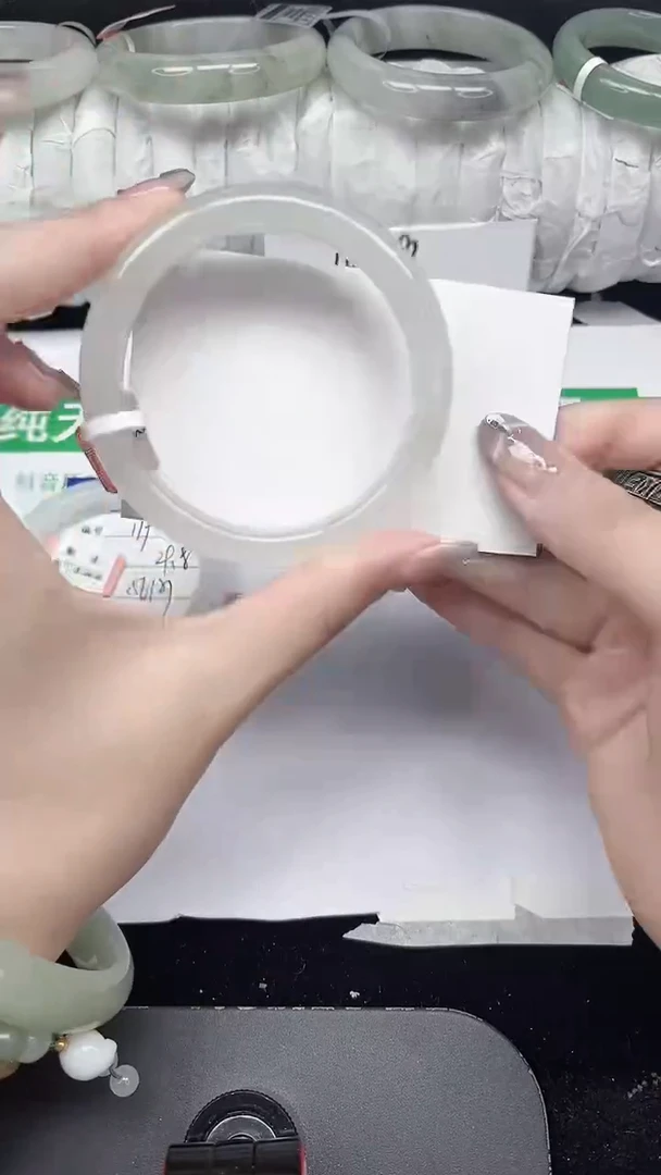 未镶嵌手镯石英质玉120-54/55