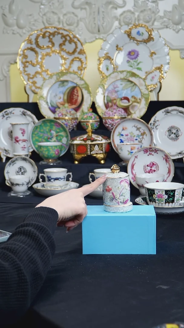 骨瓷婷婷中古器物如图所示129