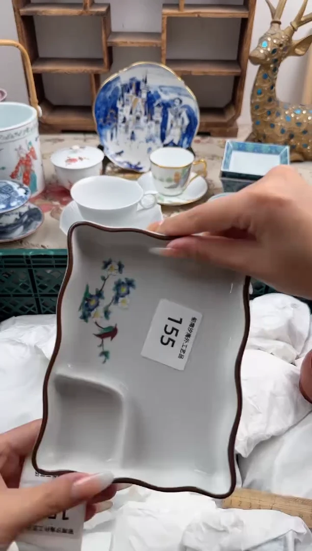 瓷片芝**哥D       155