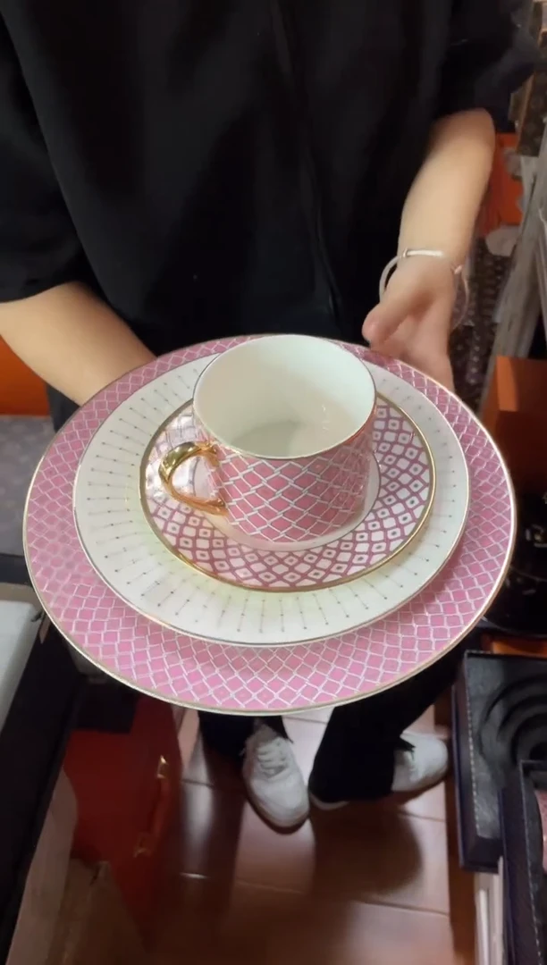杯鸿辉家品牌瓷器，京东包邮！