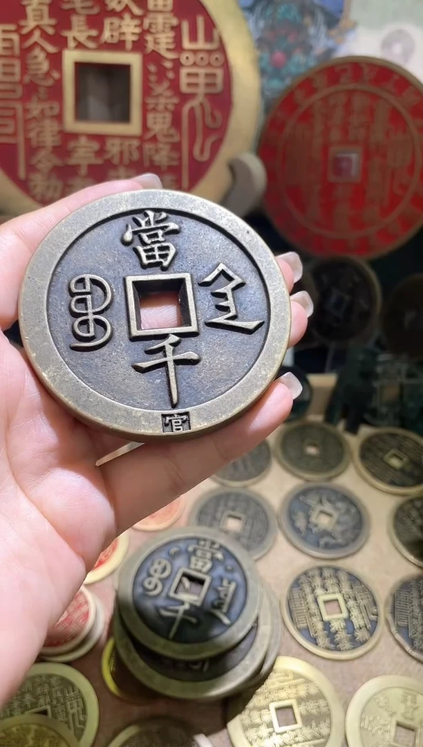 铜现代工艺品花钱