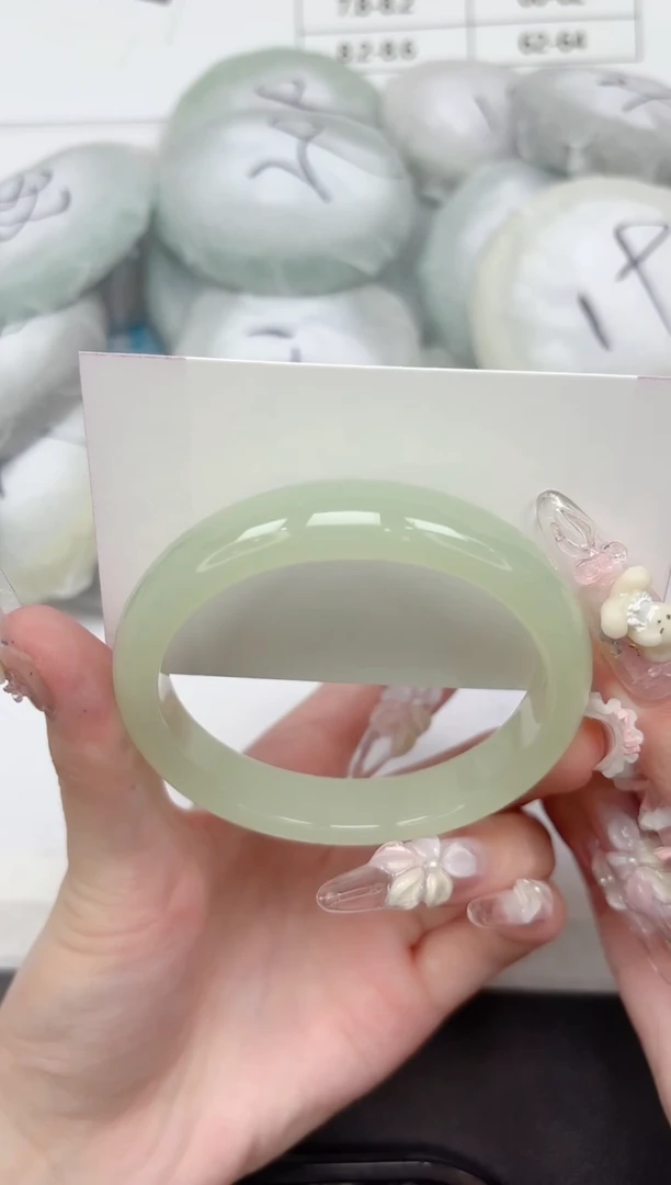 未镶嵌手镯石英质玉55-58