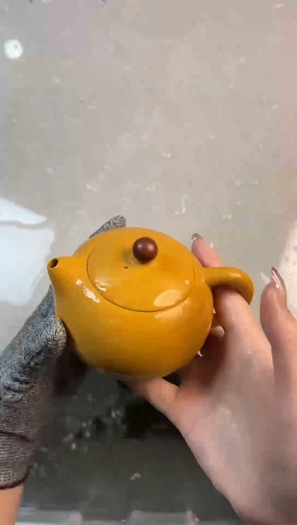 微瑕不退换黄段西施壶