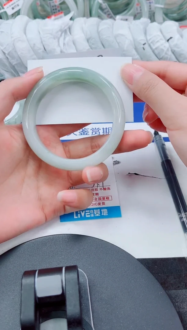 未镶嵌手镯石英质玉47-56/57