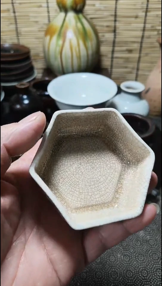 杯子。。。。。。。。。。。。。