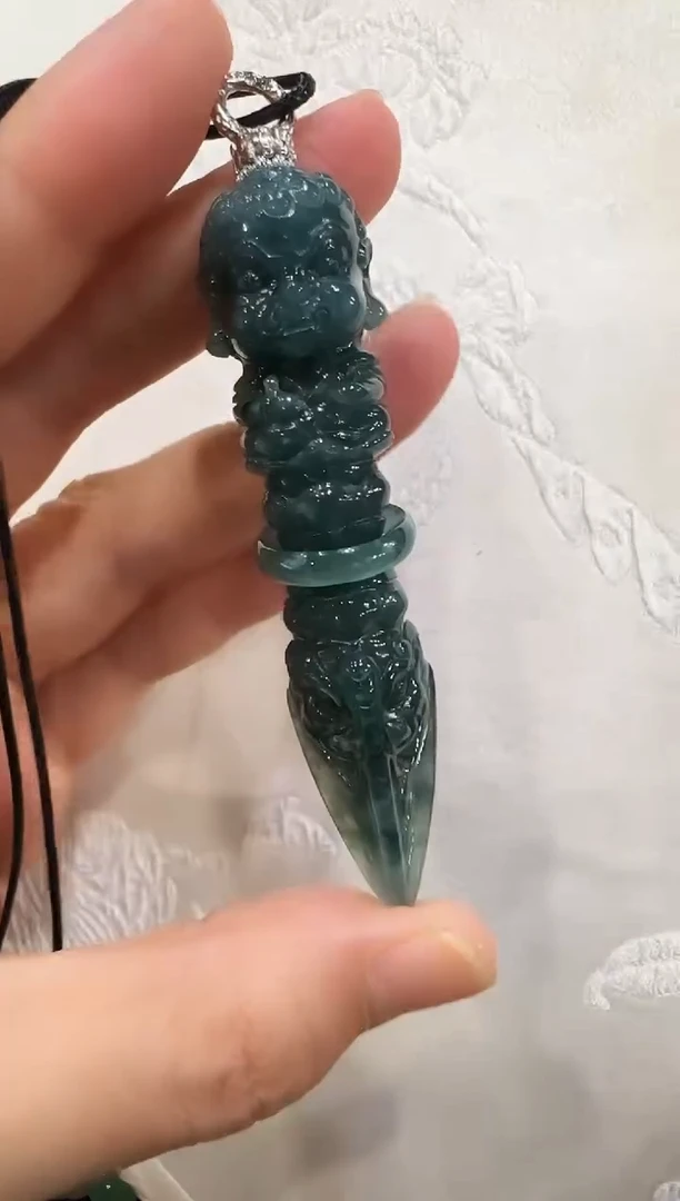 颈饰未镶嵌翡翠国风