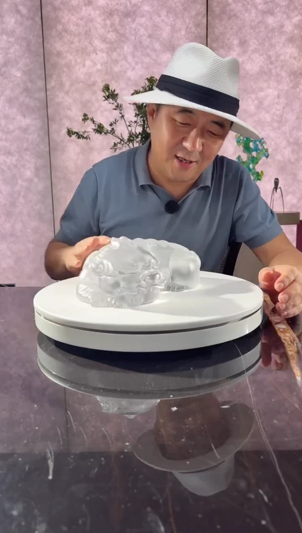 摆件CS0202040白玉色卧福貔貅