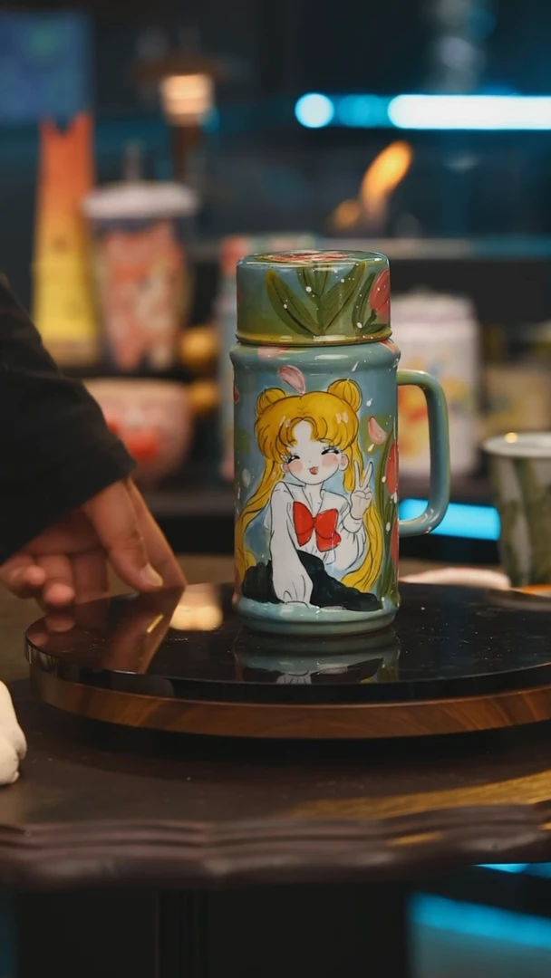 【闪购商品】摆件景德镇设计师釉下彩绘陶瓷