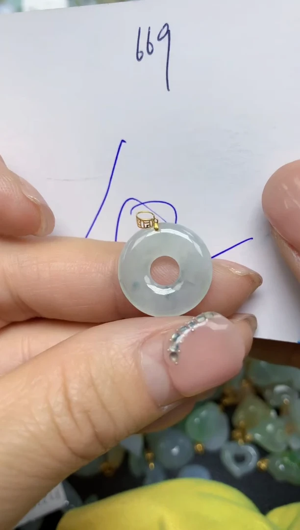 【闪购商品】翡翠挂件18K金镶嵌 天然翡翠A货