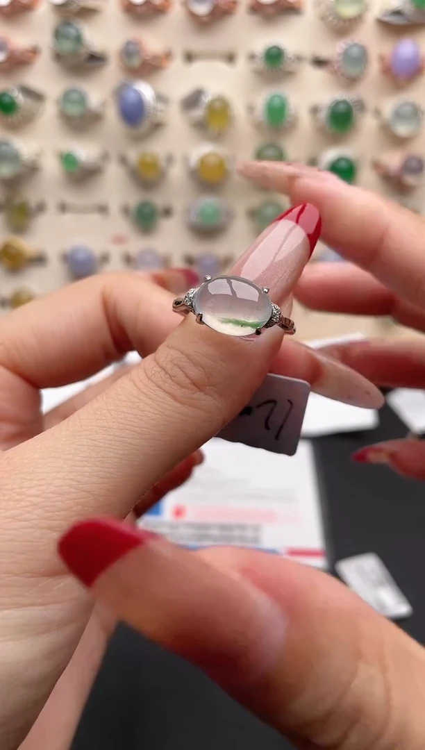 【闪购商品】翡翠戒指银S925镶嵌一物一证一礼盒