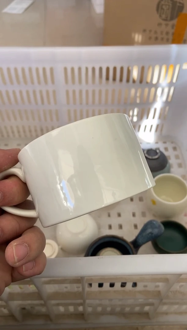 杯无运费险有瑕疵的摄影的产品有使用过的痕迹有点脏介意勿拍