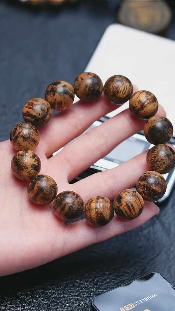 手串沉香正区越南芽庄都鹏1.6单圈26g+