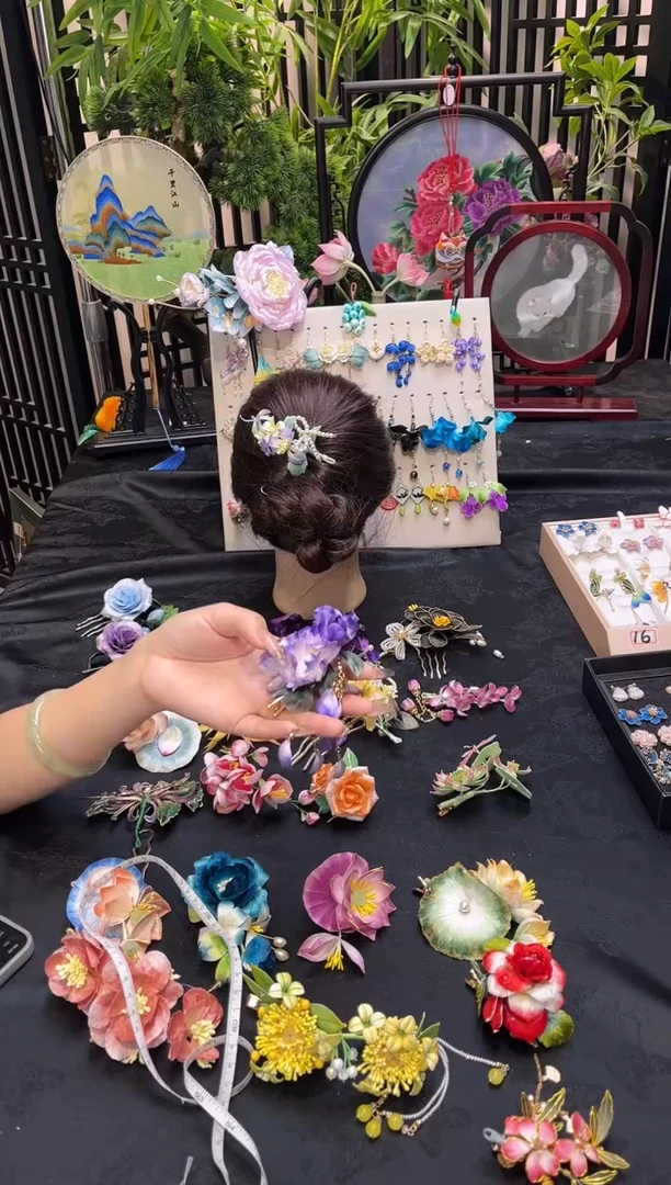 织绣两*猫非遗苏绣手工饰品