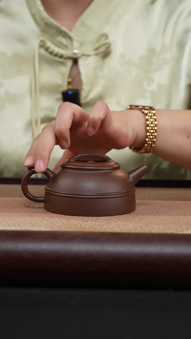 茶壶紫砂底槽清如意半月MH-2023