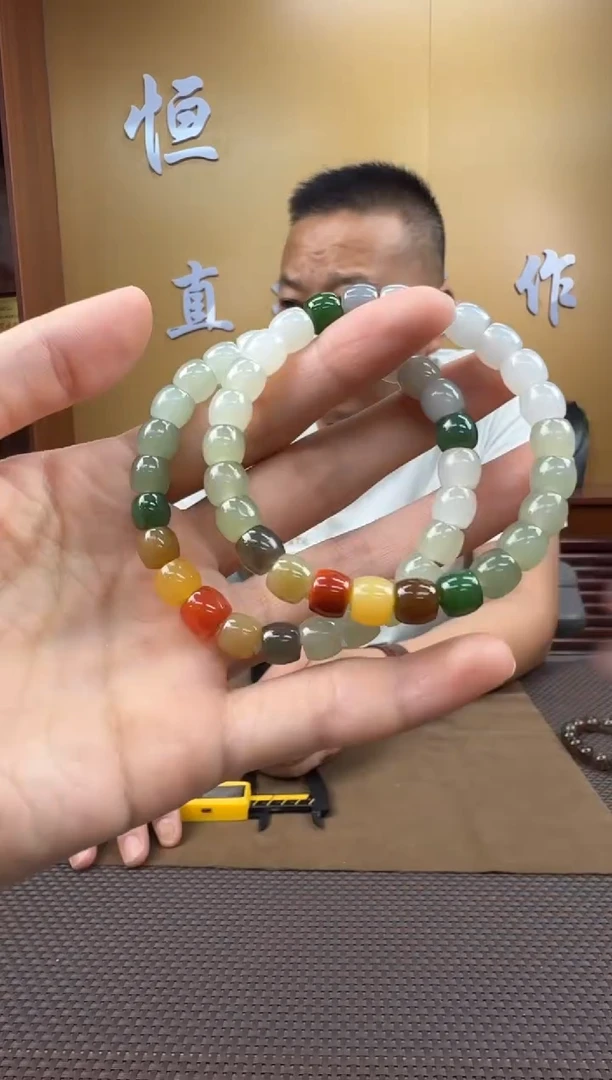 和田玉未镶嵌颈饰手串（多样性，发一­）7-8