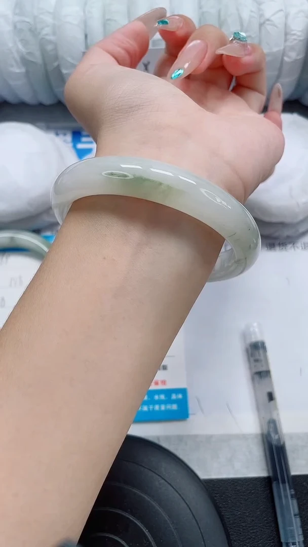 未镶嵌手镯石英质玉69-62/63