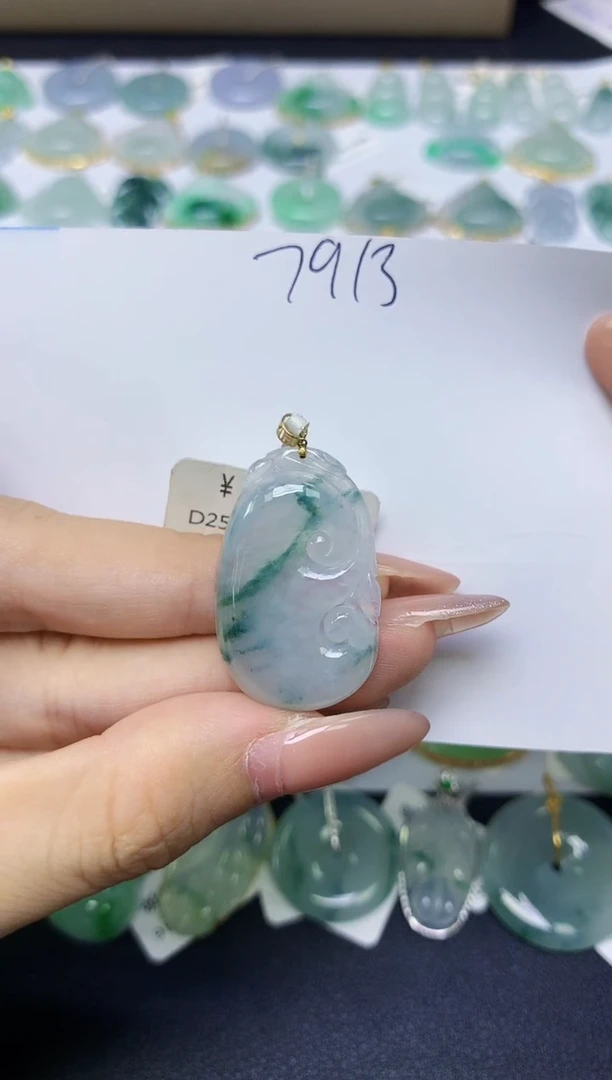 颈饰18K金镶嵌翡翠天然缅甸A货翡翠百元以上9元证书费自理