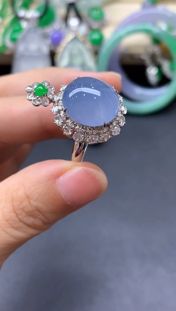 18K金镶嵌戒指翡翠605-中国好珍宝