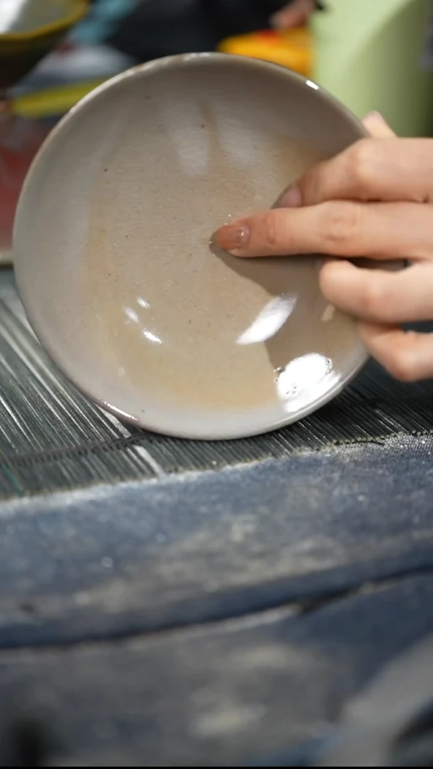 浪鬼家釉绘柴烧微瑕 盘子
