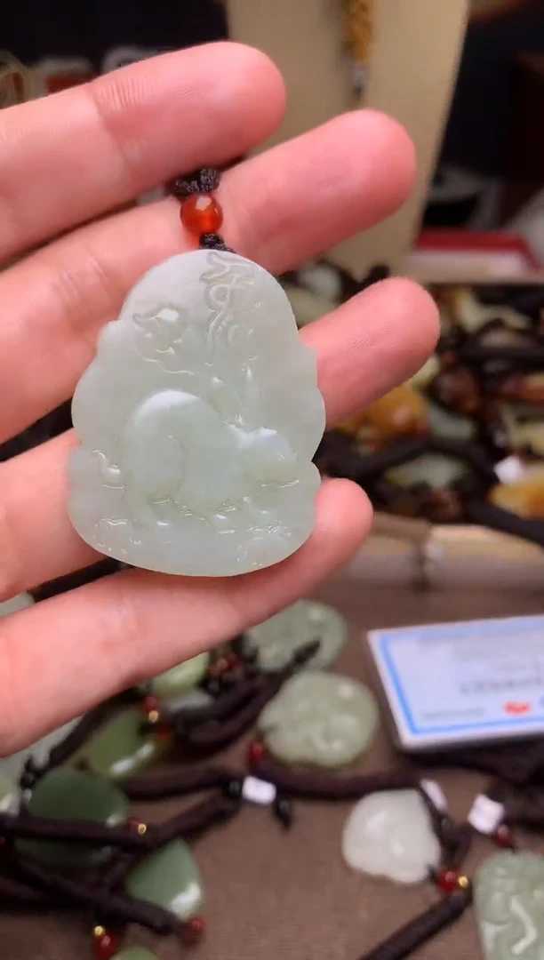 颈饰未镶嵌和田玉新疆料青海料清水和田玉吊坠