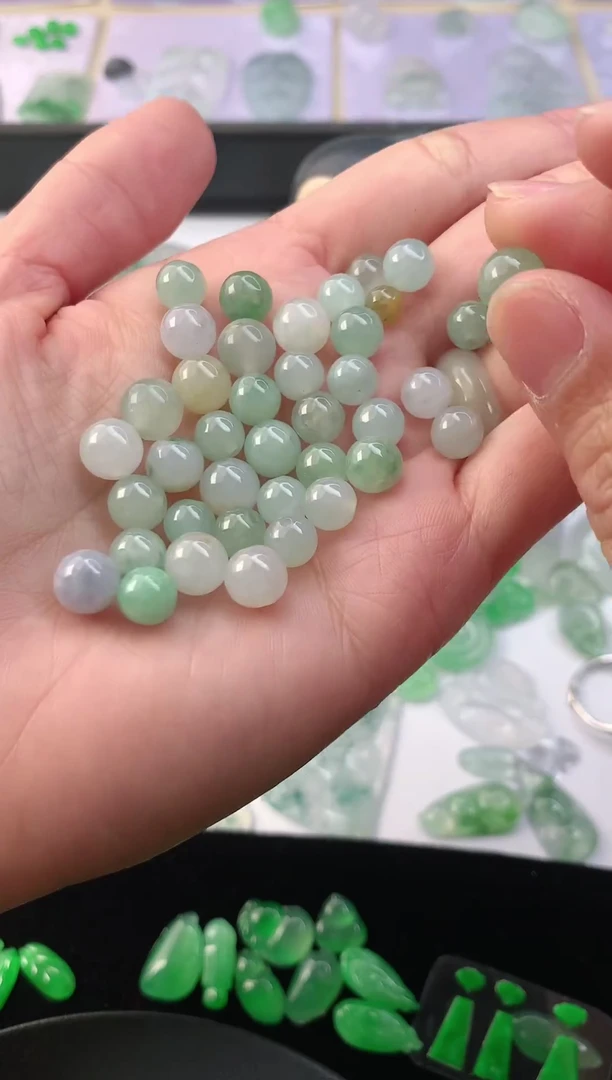 【闪购商品】翡翠裸石翡翠A货珠子一手