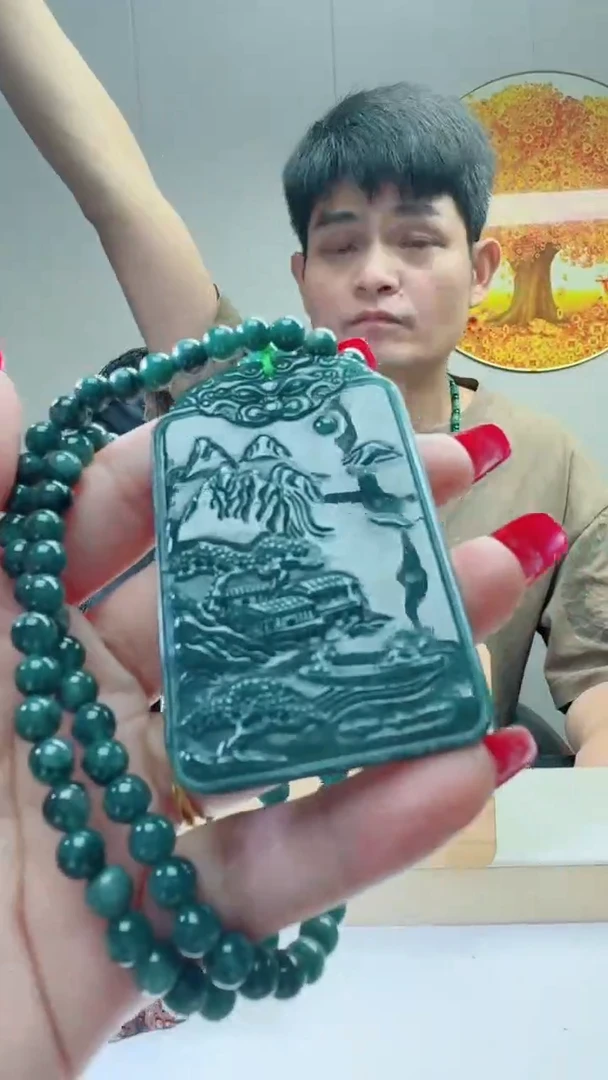 颈饰未镶嵌翡翠天然A货翡翠  多样性随机发其一