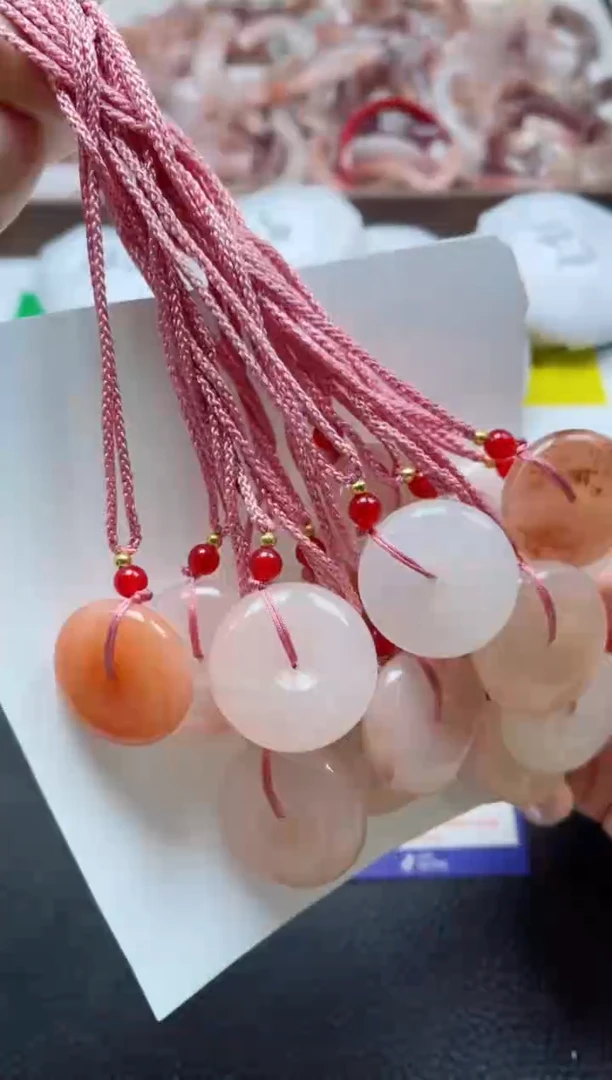 【闪购商品】石英质玉手镯未镶嵌平安扣