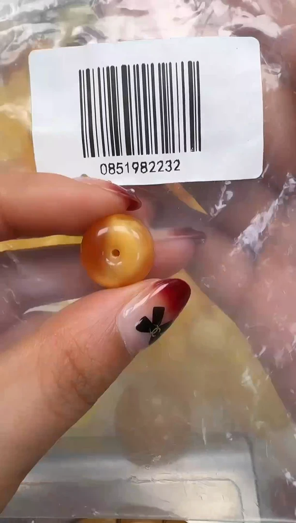 裸石琥珀未镶嵌如图