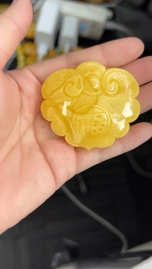 裸石琥珀未镶嵌琥珀蜜蜡吊坠