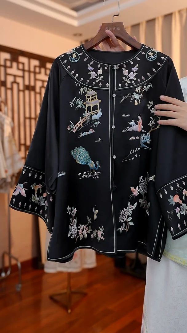 刺绣桑蚕丝非遗苏绣服饰