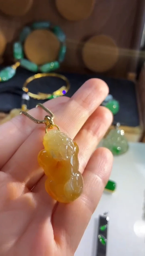 吊坠(不含链)18K金镶嵌翡翠吊坠