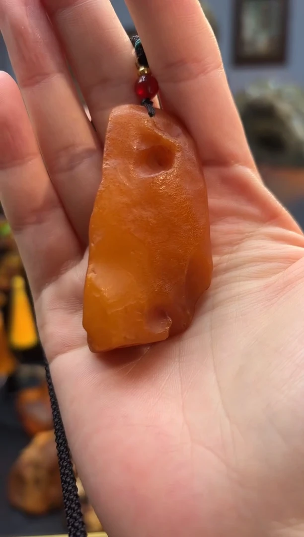 琥珀颈饰未镶嵌吊坠