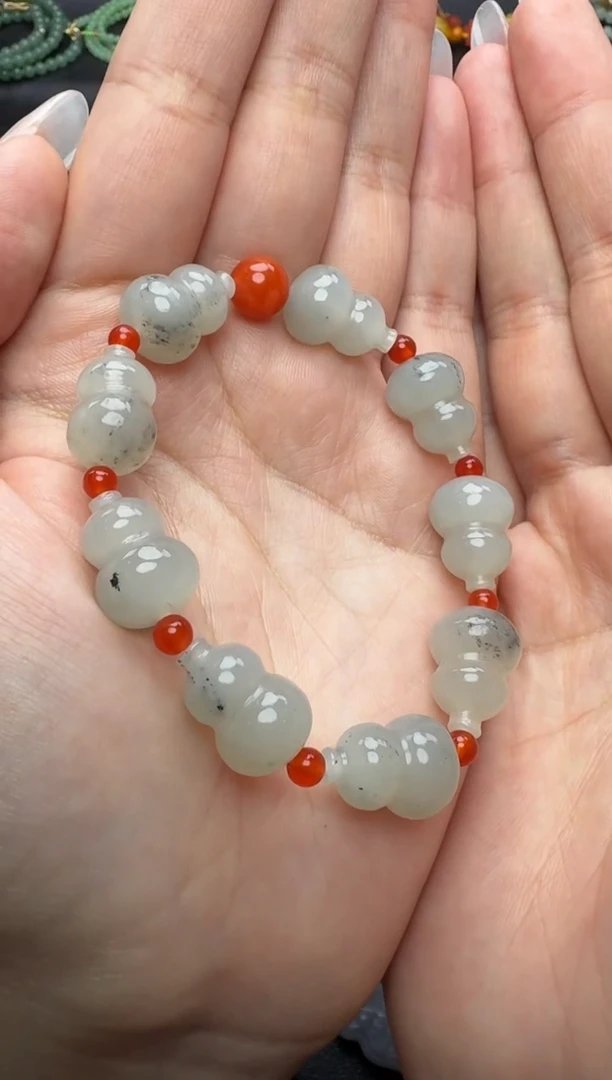 未镶嵌手串和田玉葫芦