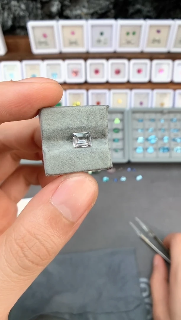 【闪购商品】定制尖晶石裸石未镶嵌1.04ct