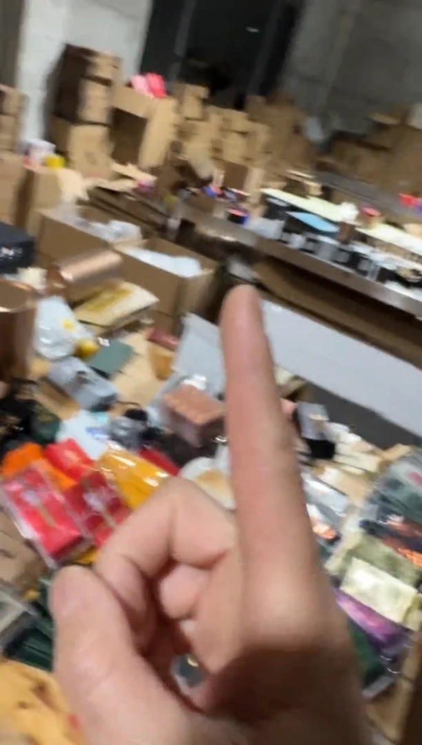 晚上金手指·····