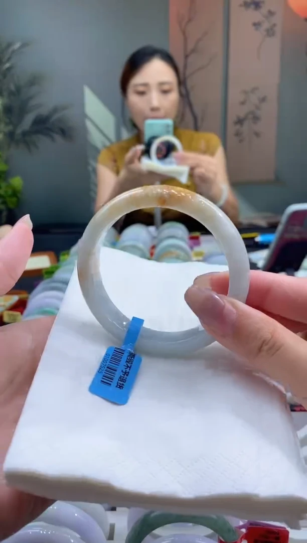 未镶嵌手镯翡翠000039347