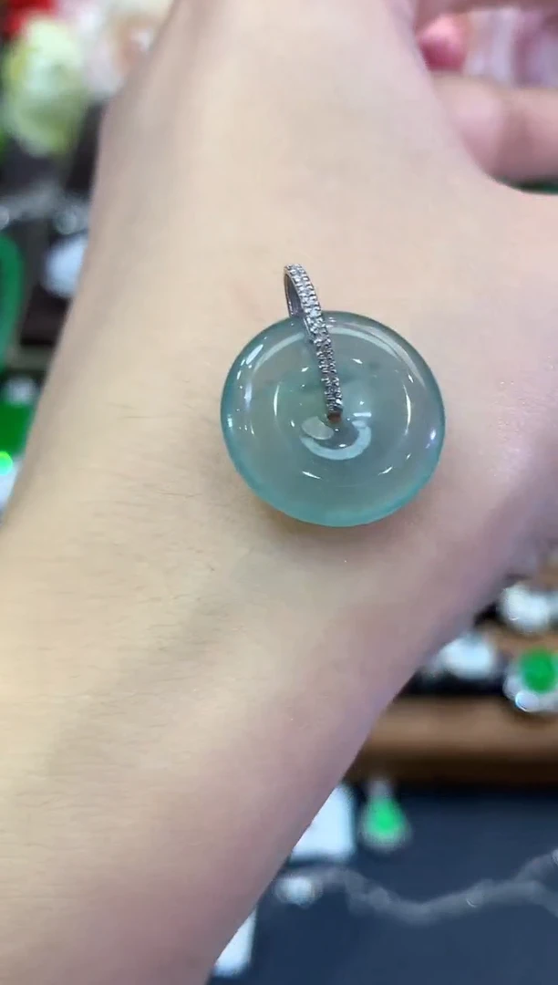 吊坠(不含链)18K金镶嵌翡翠C19