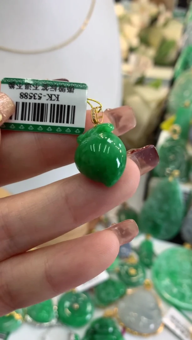 【闪购商品】翡翠吊坠(不含链)18K金镶嵌挂件