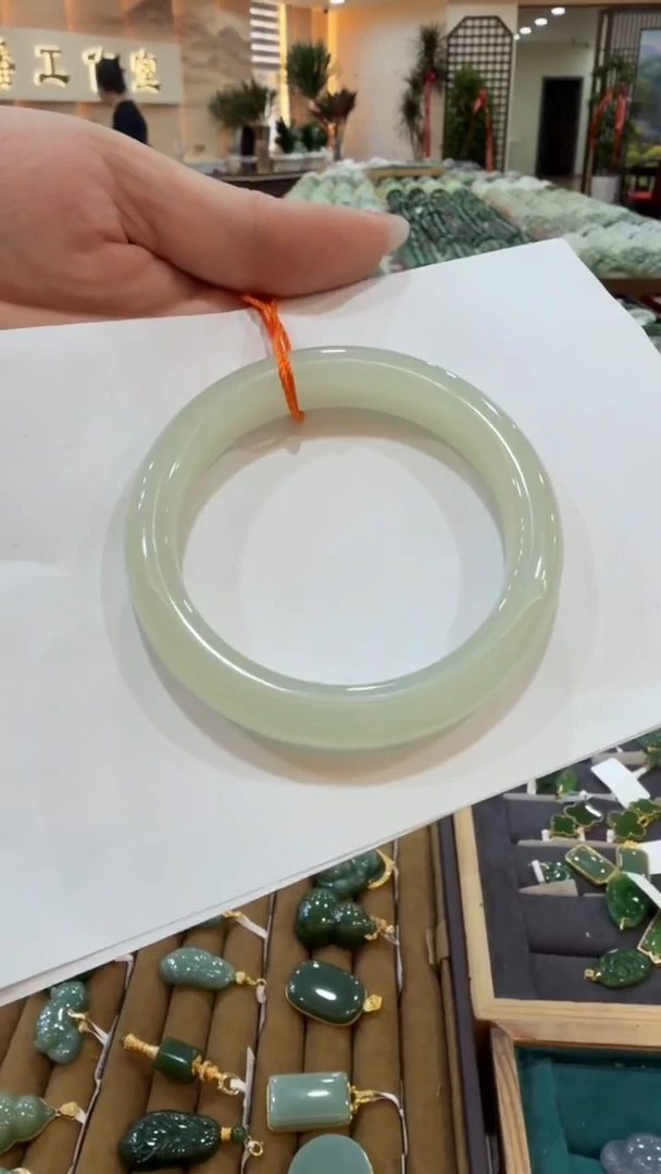 颈饰未镶嵌和田玉手镯55