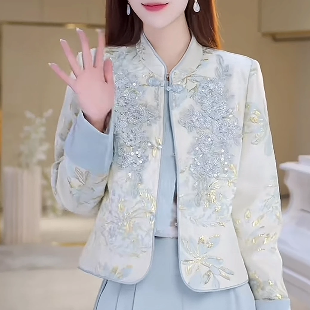 2025早春款国风重工刺绣珠片贴花新款中式气质百搭上衣外套