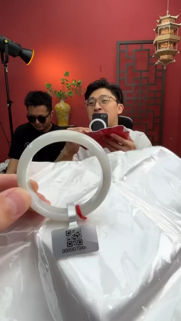 未镶嵌手镯翡翠翡翠手镯6