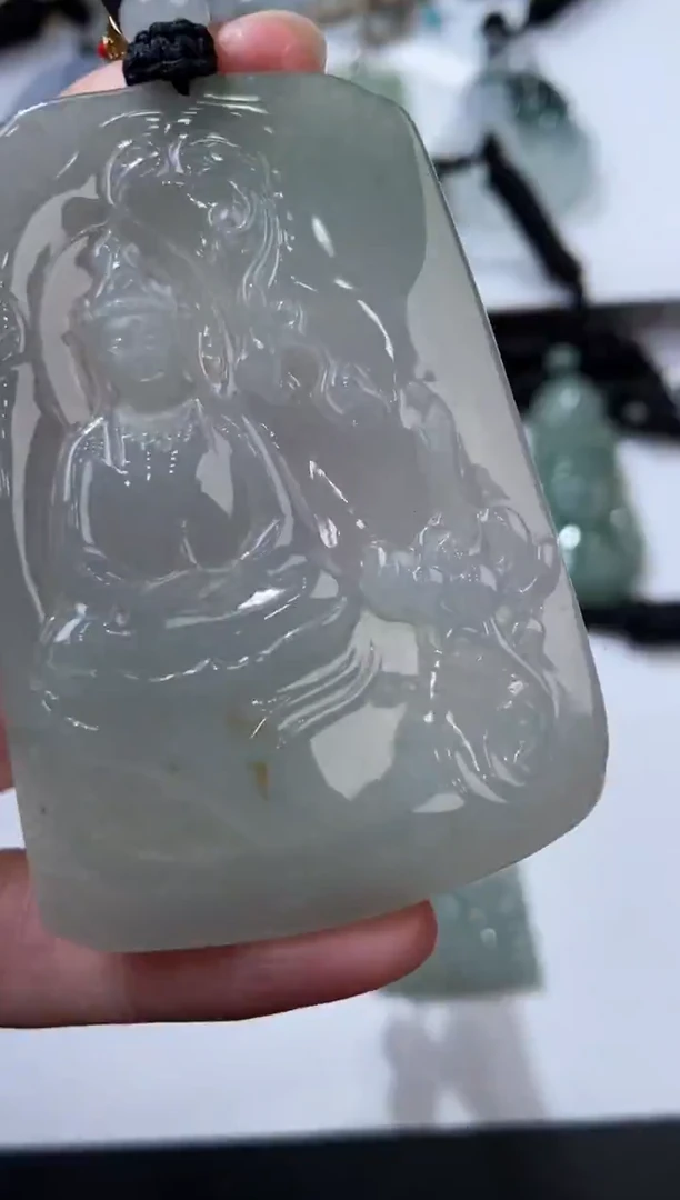 未镶嵌挂件翡翠372387   多人