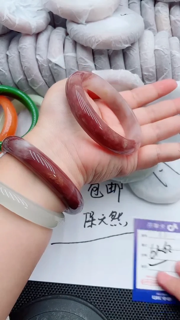 未镶嵌手镯石英质玉82-61-62