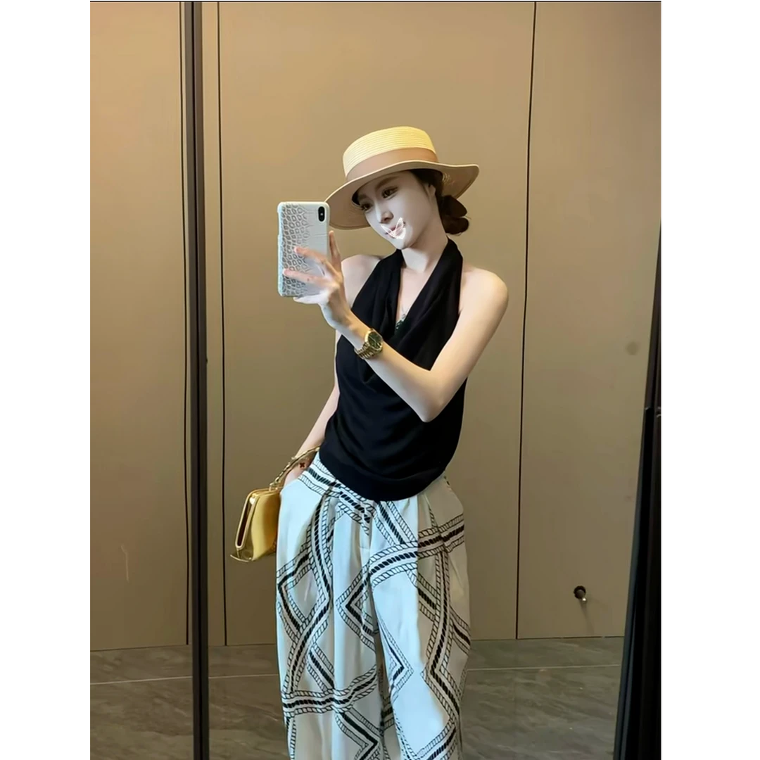 优秀的金蘑菇老钱风挂脖背心＋阔腿裤套装